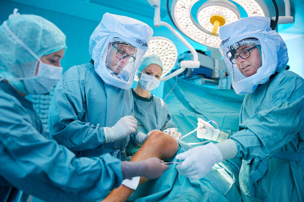 Arbeitswelt Klinik, Operationssaal, Industriefotografie, Klinikum, Krankenhausfotografie, Kunde Bezirkskrankenhaus Schwaz