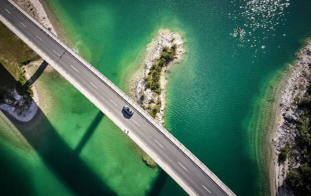 Drohnenaufnahme, Sommer Brücke, Transportation, Industriefotografie Christian Vorhofer