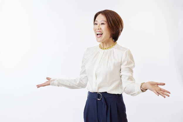 Unternehmensfoto Business Portrait einer aus Japan stammenden Frau - Businesfotografie Christian Vorhofer